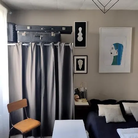 아파트 Moderne, Propre Et Calme