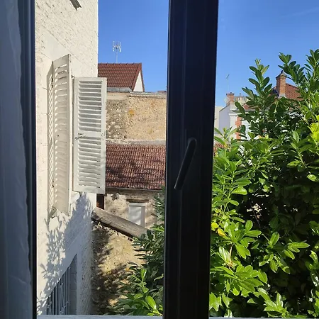 Moderne, Propre Et Calme 아파트 믈룅